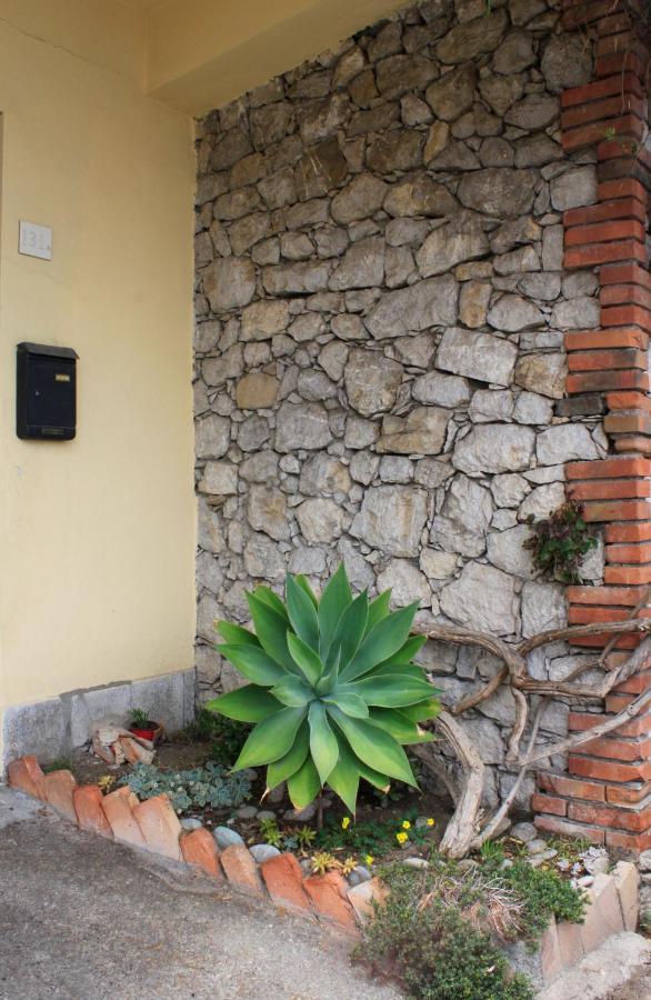 Bed & Breakfast Lighea Giardini-Naxos Exterior foto