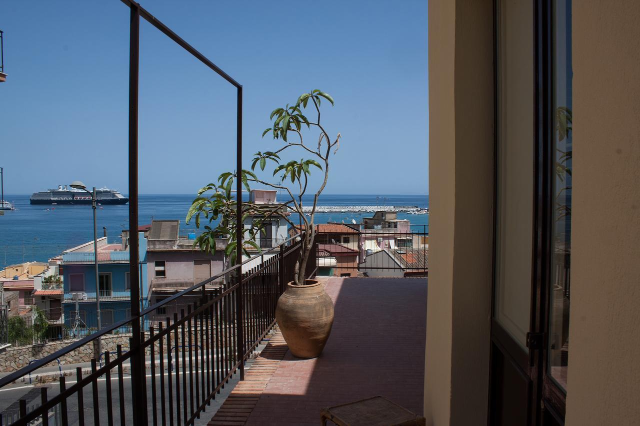 Bed & Breakfast Lighea Giardini-Naxos Exterior foto