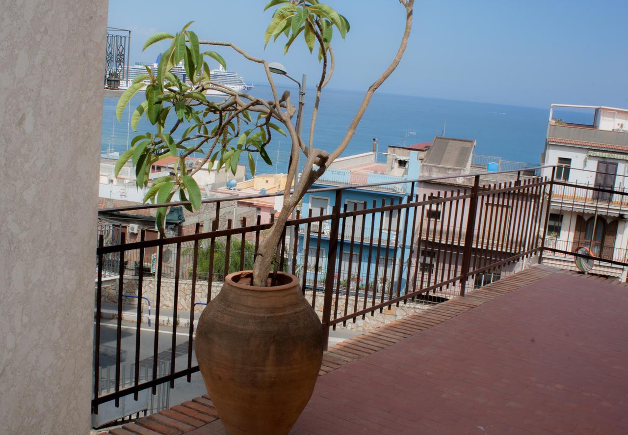 Bed & Breakfast Lighea Giardini-Naxos Exterior foto